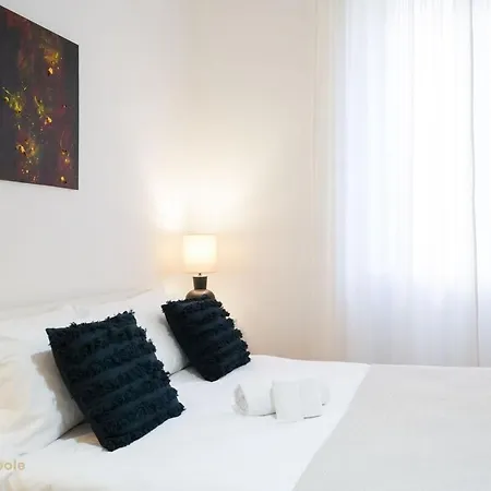 Apartmán Artisti Apartment, Trilocale In Vanchiglia *