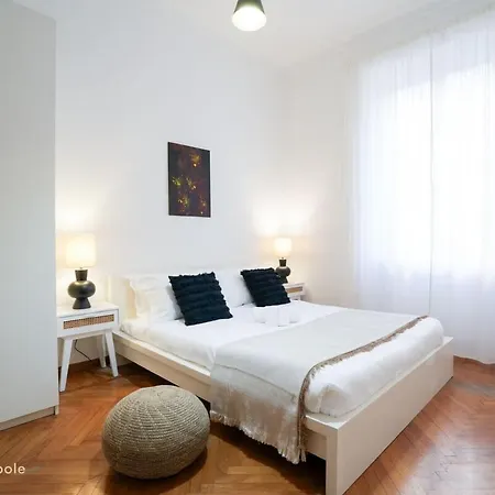 Apartmán Artisti Apartment, Trilocale In Vanchiglia