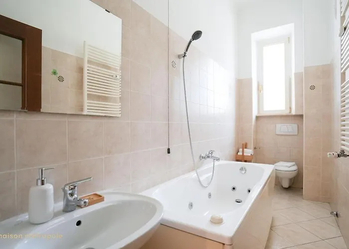Apartment Artisti Apartment, Trilocale In Vanchiglia